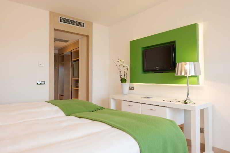 Hotel Occidental Praha Five Pokoj fotografie